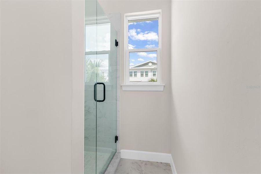Spacious, unfurnished interior of a new home in , Punta Gorda (Image 44).