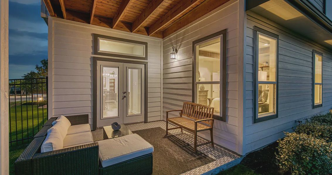 Representative exterior details of a home built from the Wendy by Chesmar Homes in Meyer Ranch, New Braunfels (Image 4).