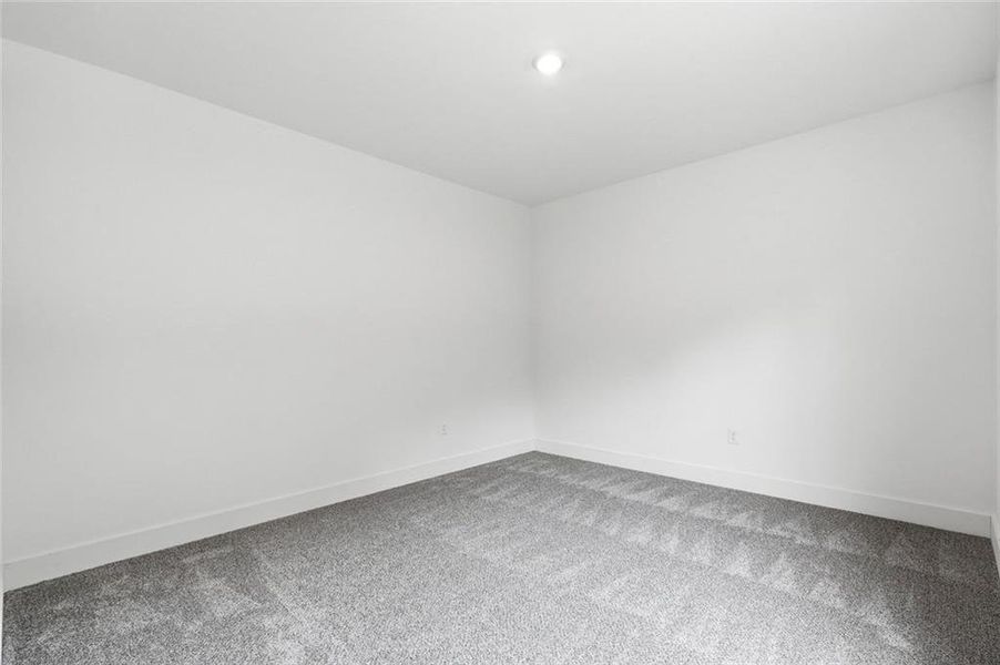 Spacious, unfurnished interior of a new home in , Mansfield (Image 28).