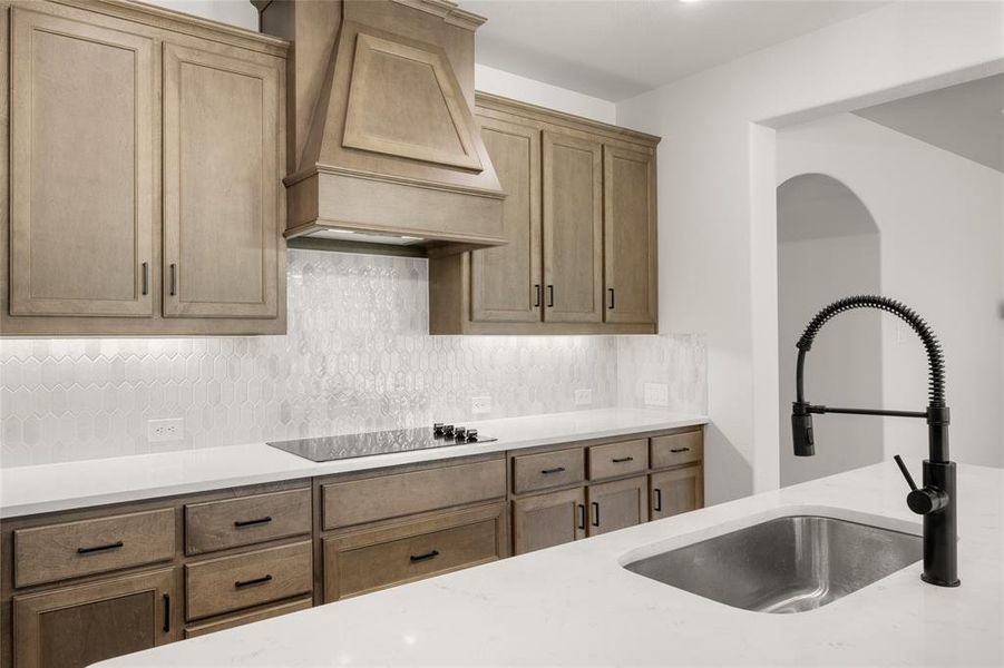 4445 Verbena- Kitchen-4