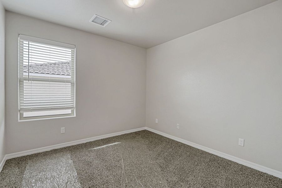 Spacious, unfurnished interior of a new home in Emerald Estates, Horizon City (Image 25). Spacious, unfurnished interior of a new home in Emerald Estates, Horizon City (Image 25).