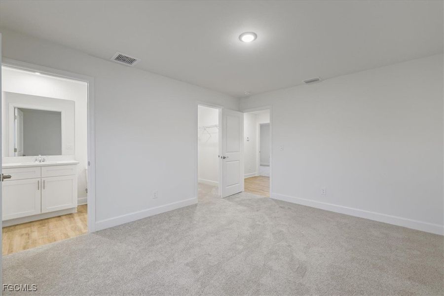 Spacious, unfurnished interior of a new home in Cape Coral, Cape Coral (Image 26). Spacious, unfurnished interior of a new home in Cape Coral, Cape Coral (Image 26).