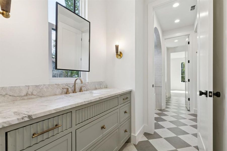 Furnished interior view inside a new home in , Dallas (Image 12).