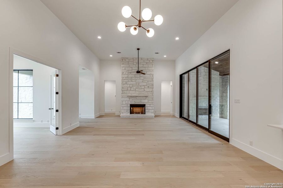 Spacious, unfurnished interior of a new home in , San Antonio (Image 20). Spacious, unfurnished interior of a new home in , San Antonio (Image 20).