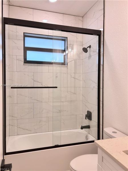 Close-up of interior finishes inside a home in , Lehigh Acres (Image 12). Close-up of interior finishes inside a home in , Lehigh Acres (Image 12).