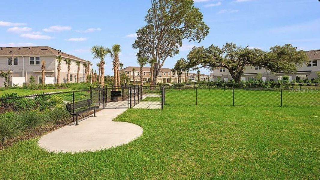 Community amenities in Vinterra Townhomes, Nokomis (Image 26). Community amenities in Vinterra Townhomes, Nokomis (Image 26).