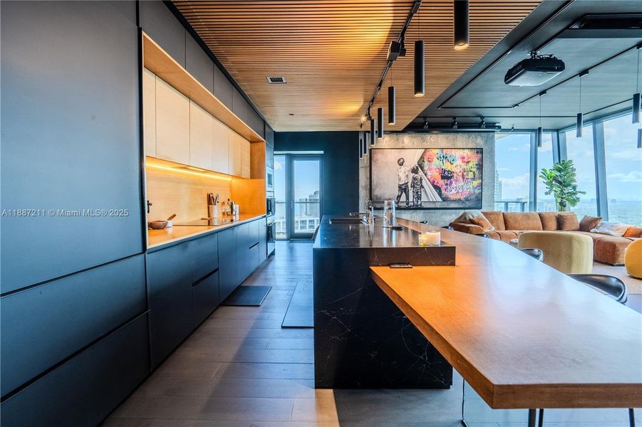 Image 40 of a home in .