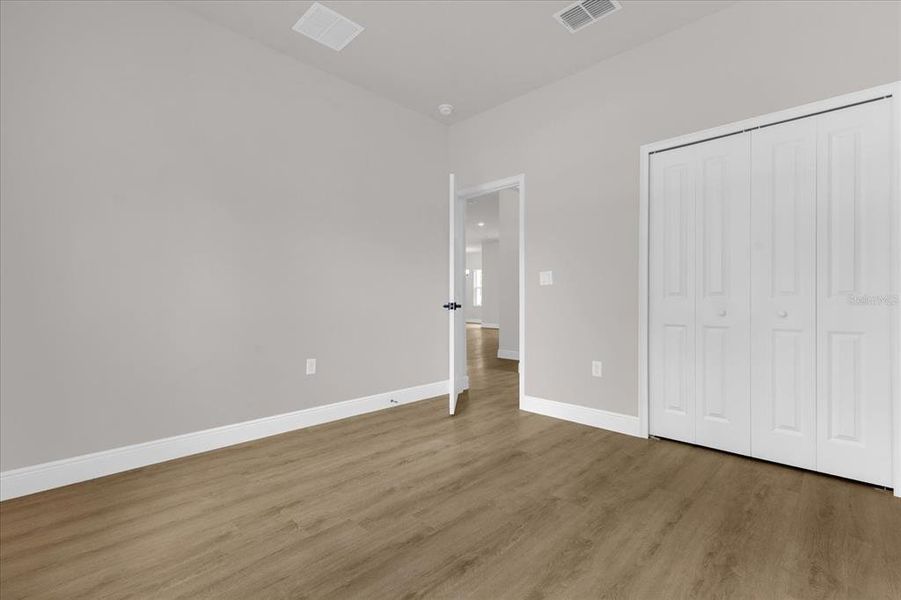 Spacious, unfurnished interior of a new home in , Homosassa (Image 25).