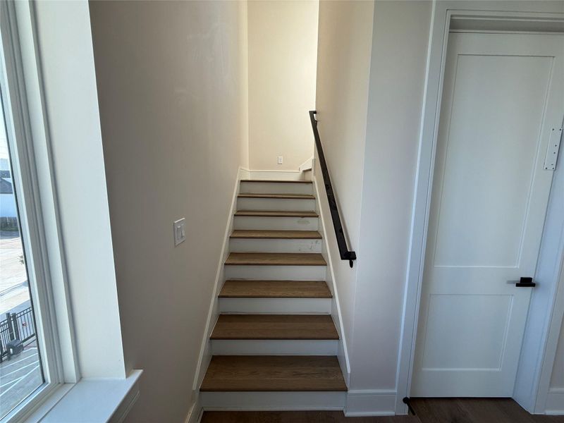 Image 42 of a home in .