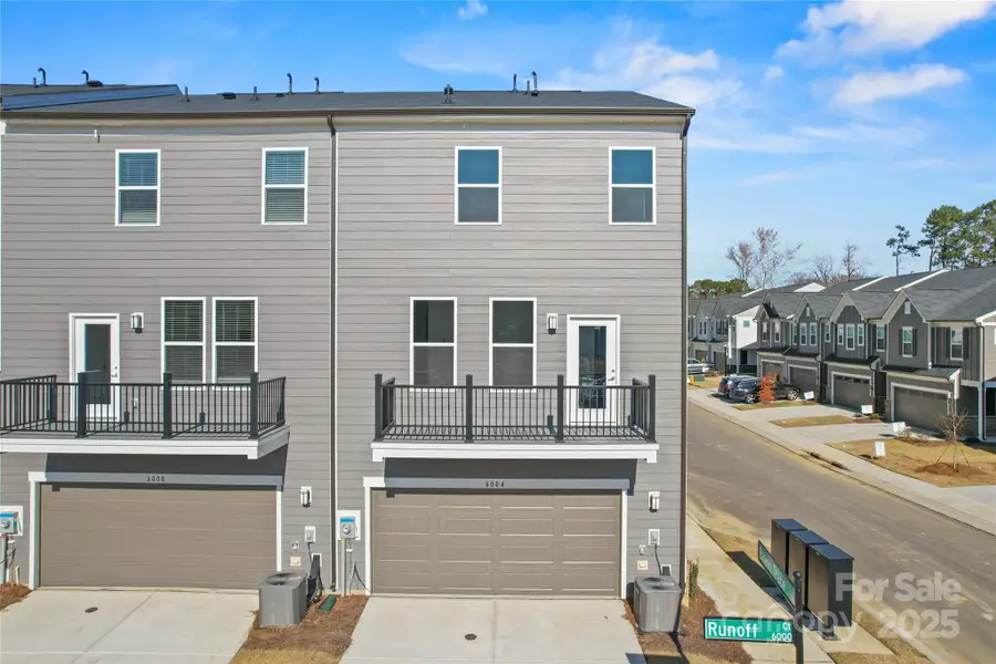 Exterior details and patio area of a home in Galloway Towns, Charlotte (Image 3).