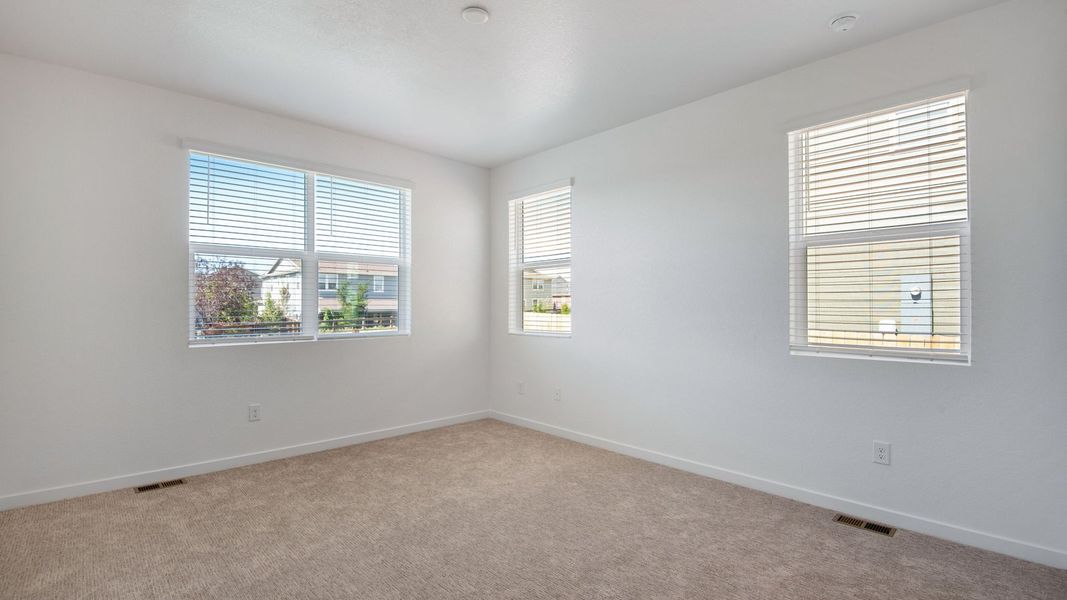 Representative unfurnished interior of a home built from the Harmony by D.R. Horton in Sky Ranch, Watkins (Image 15).