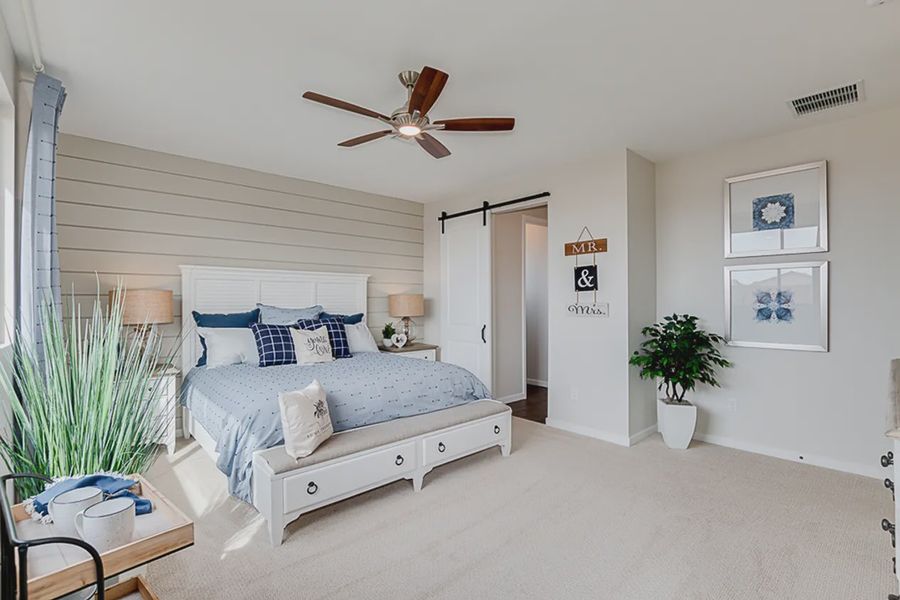 Representative furnished interior of a home built from the 3102 by Elliott Homes in Las Barrancas, Yuma (Image 11).