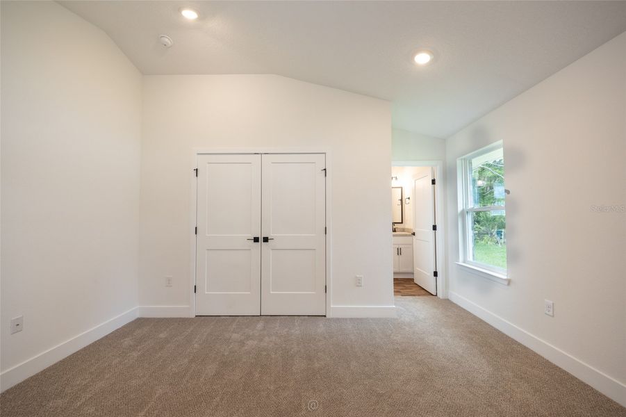 Spacious, unfurnished interior of a new home in Palm Coast, Palm Coast (Image 15).