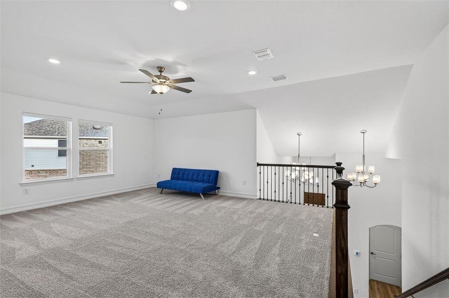 Spacious, unfurnished interior of a new home in Erwin Farms, McKinney (Image 21).