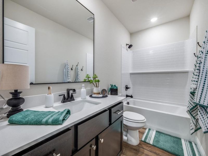 Furnished interior view inside a new home in , Sanger (Image 9).