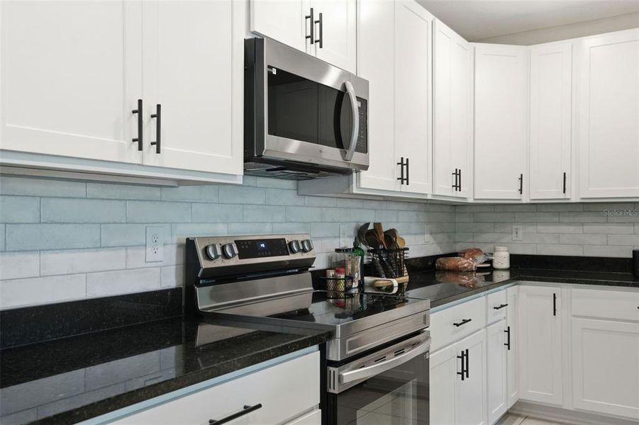 Furnished interior view inside a new home in , Homosassa (Image 48).