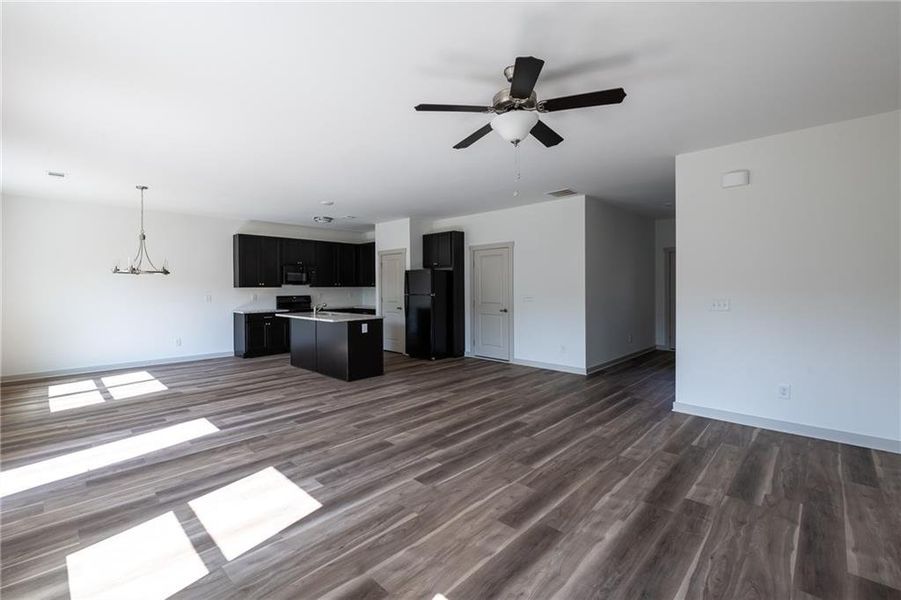 Spacious, unfurnished interior of a new home in , Lawrenceville (Image 21).