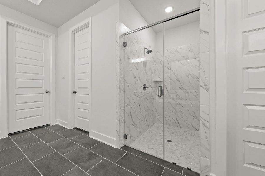 Representative image. Features, specifications, selections and colors may vary.