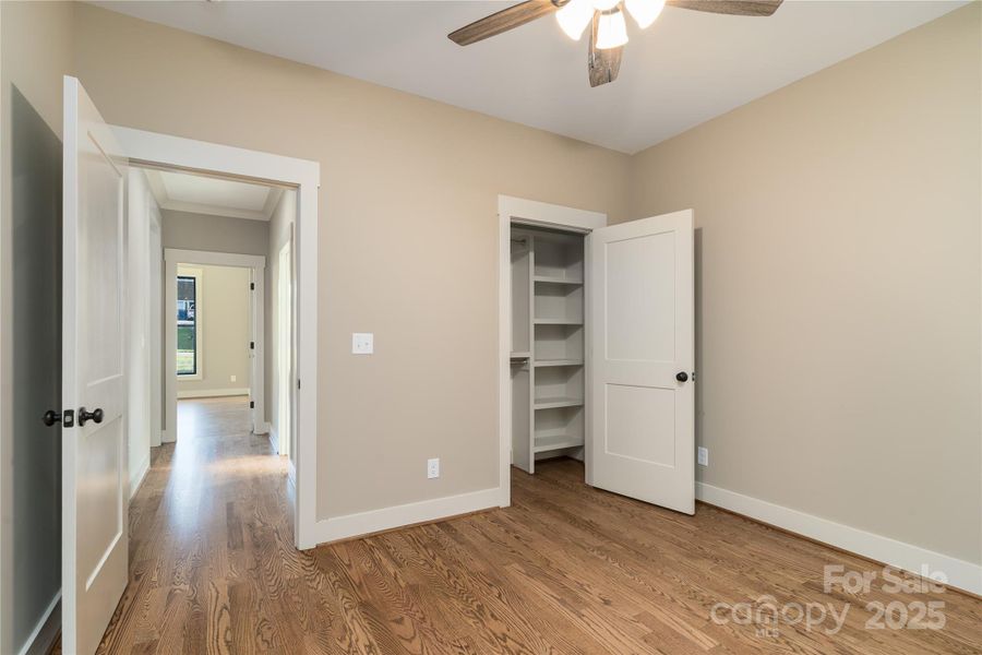 Image 33 of a home in .