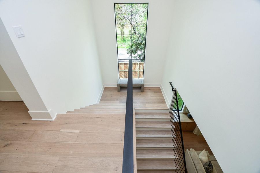 Spacious, unfurnished interior of a new home in , Houston (Image 43).