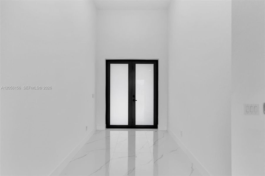 Spacious, unfurnished interior of a new home in , Cape Coral (Image 32). Spacious, unfurnished interior of a new home in , Cape Coral (Image 32).