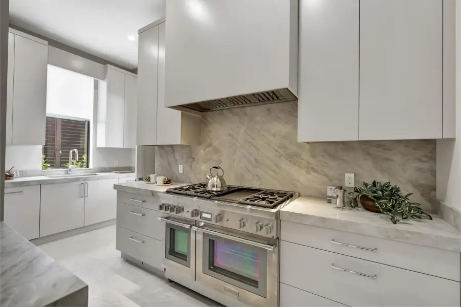 Chef's kitchen