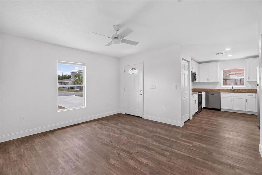 Spacious, unfurnished interior of a new home in , Winter Haven (Image 28). Spacious, unfurnished interior of a new home in , Winter Haven (Image 28).