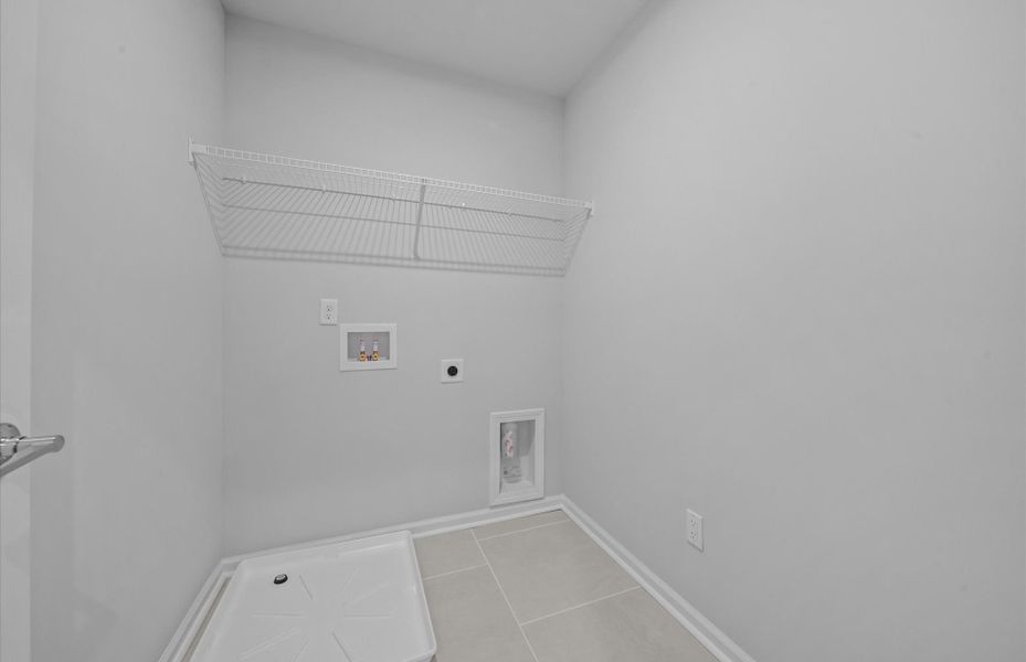 Spacious, unfurnished interior of a new home in Indigo Park, Easley (Image 20).