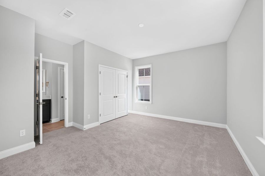 Spacious, unfurnished interior of a new home in Nexton, Summerville (Image 35). Spacious, unfurnished interior of a new home in Nexton, Summerville (Image 35).