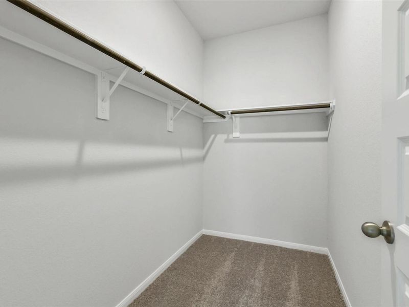 Spacious, unfurnished interior of a new home in Caney Creek Place, Conroe (Image 26).