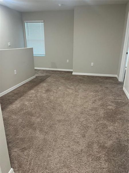 Spacious, unfurnished interior of a new home in Pasadena Point, Wesley Chapel (Image 15).