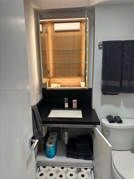 Image 82 of a home in .