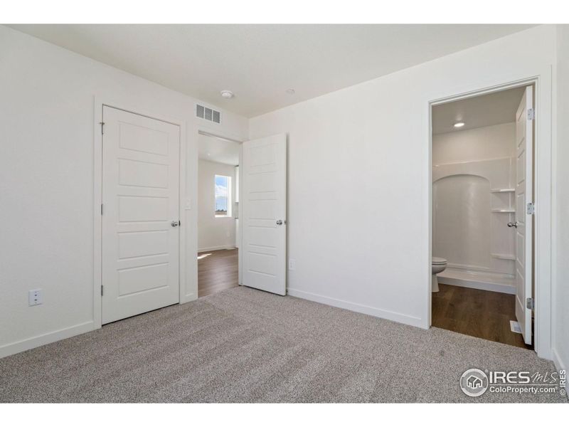 Spacious, unfurnished interior of a new home in , Evans (Image 6).