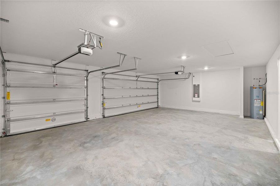 Spacious, unfurnished interior of a new home in Marion Ranch, Ocala (Image 14).