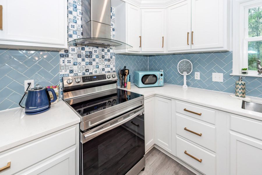 Furnished interior view inside a new home in , Summerville (Image 40).