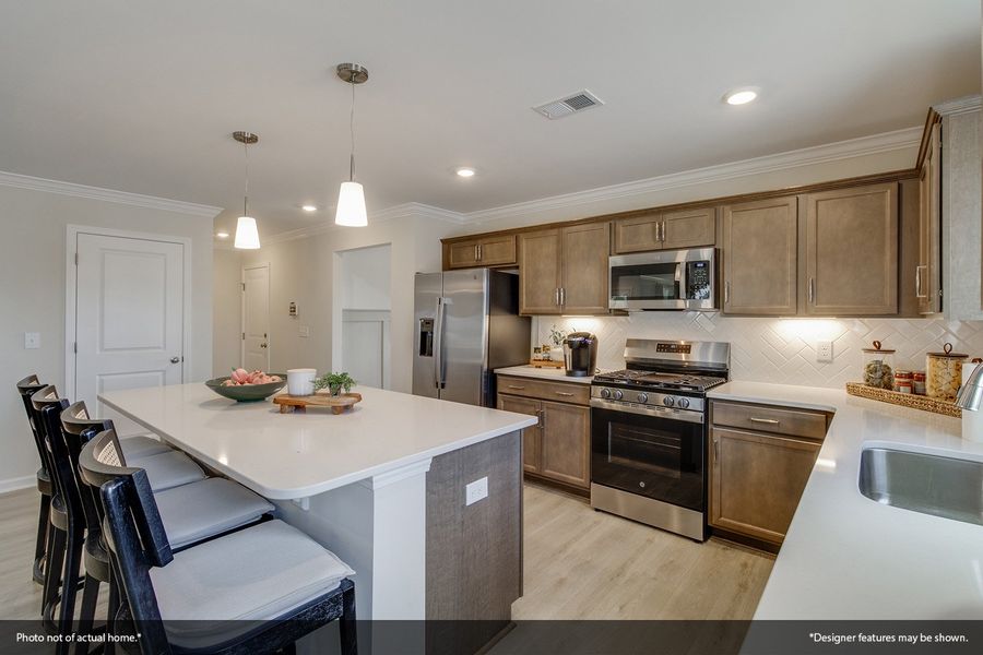 Furnished interior view inside a new home in Dove Hollow, Chesnee (Image 7).