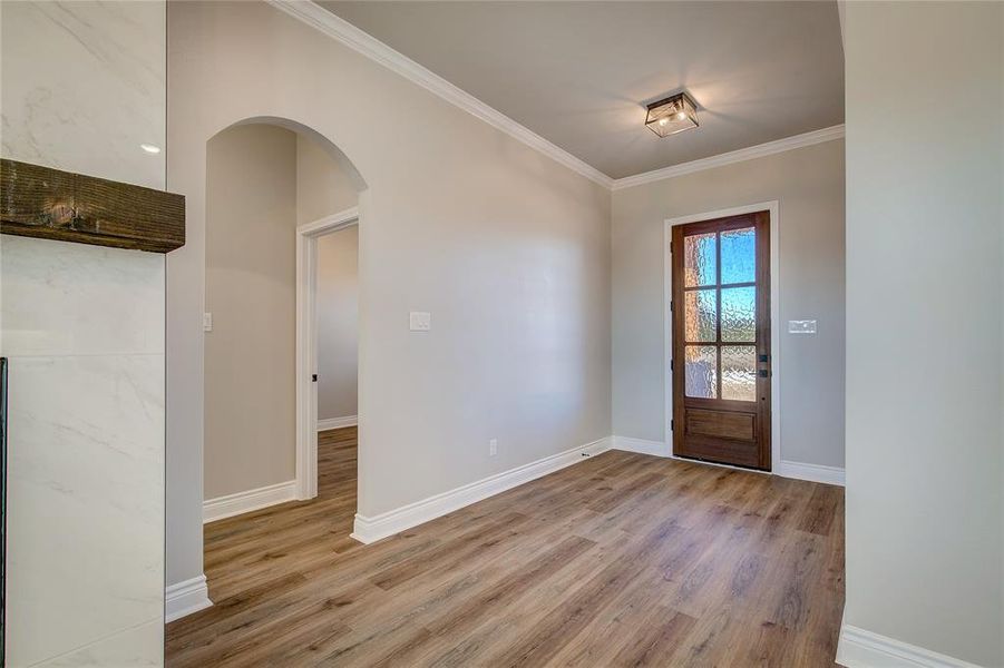 Spacious, unfurnished interior of a new home in , Greenville (Image 17).