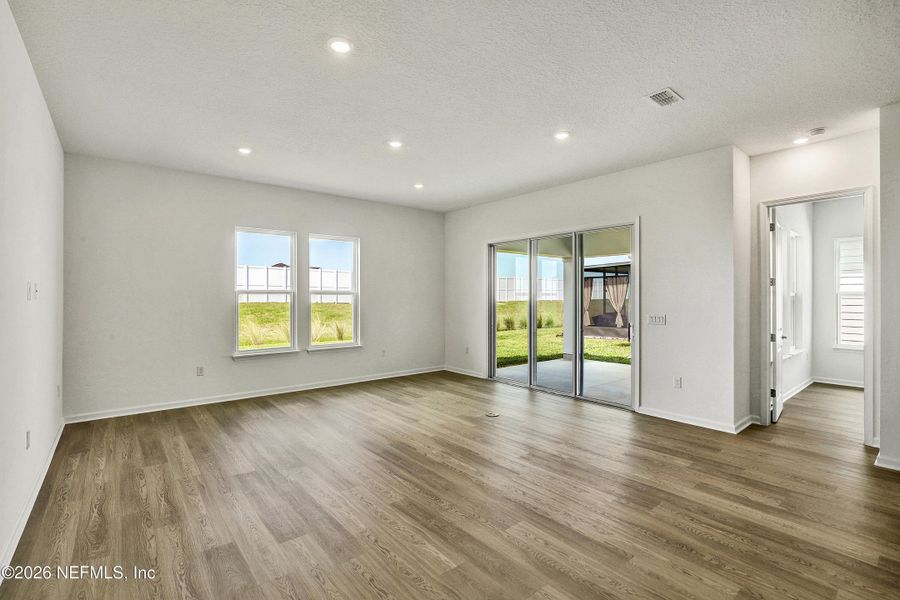 Spacious, unfurnished interior of a new home in , St. Augustine (Image 11).