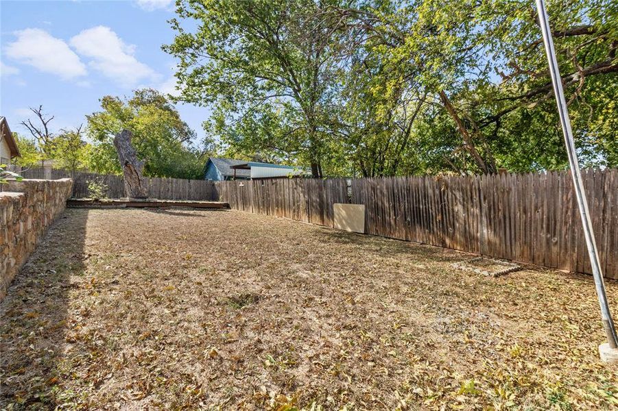 Natural landscape and outdoor views near in Coleman (Image 37). Natural landscape and outdoor views near in Coleman (Image 37).