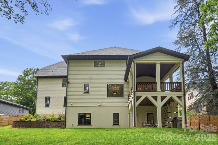 Exterior details and patio area of a home in , Charlotte (Image 3).