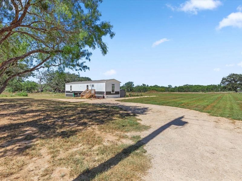 Natural landscape and outdoor views near  in La Vernia (Image 20).