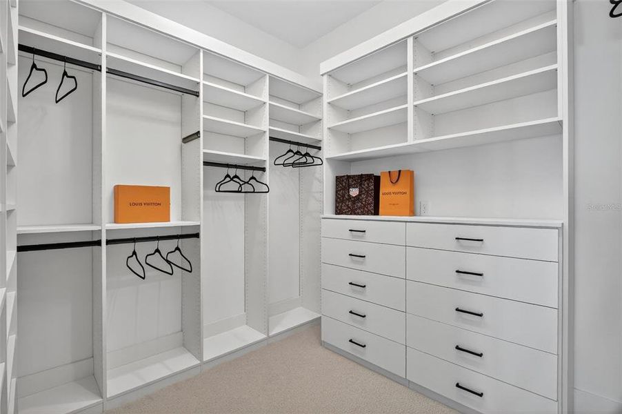 Furnished interior view inside a new home in , Mount Dora (Image 9).