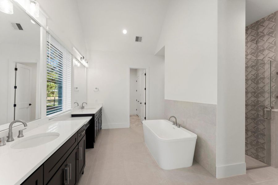 Furnished interior view inside a new home in Homestead Hill, New Waverly (Image 17).