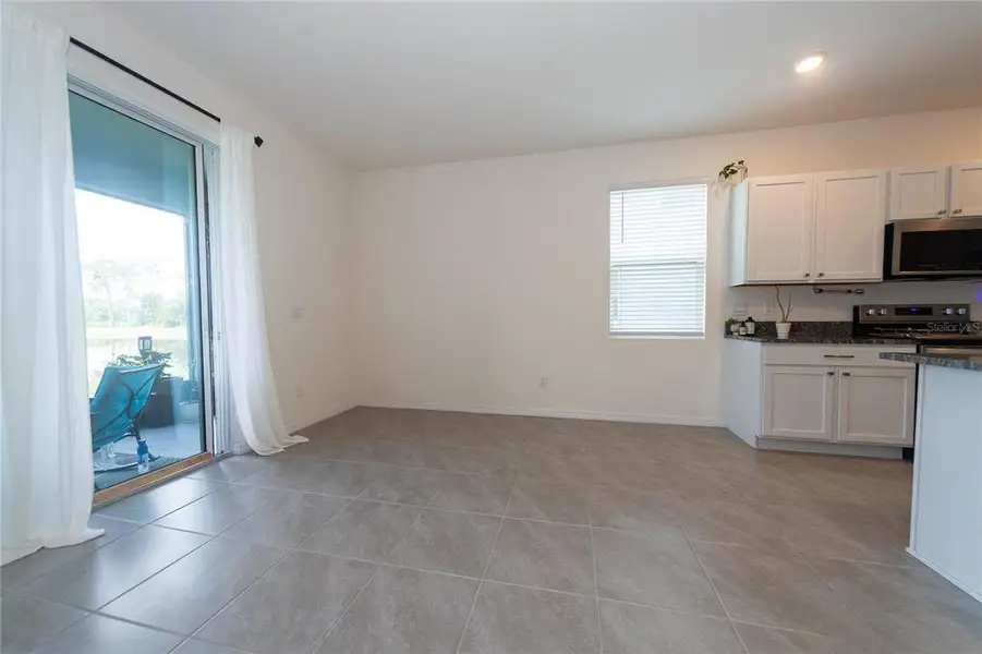 Spacious, unfurnished interior of a new home in , Wesley Chapel (Image 12). Spacious, unfurnished interior of a new home in , Wesley Chapel (Image 12).