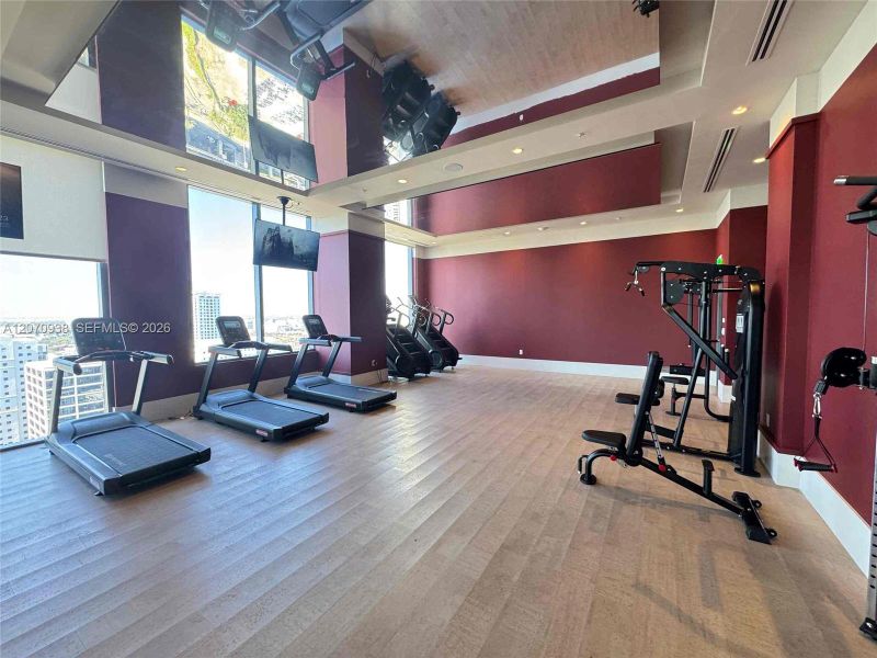 Community amenities in , Miami (Image 28).
