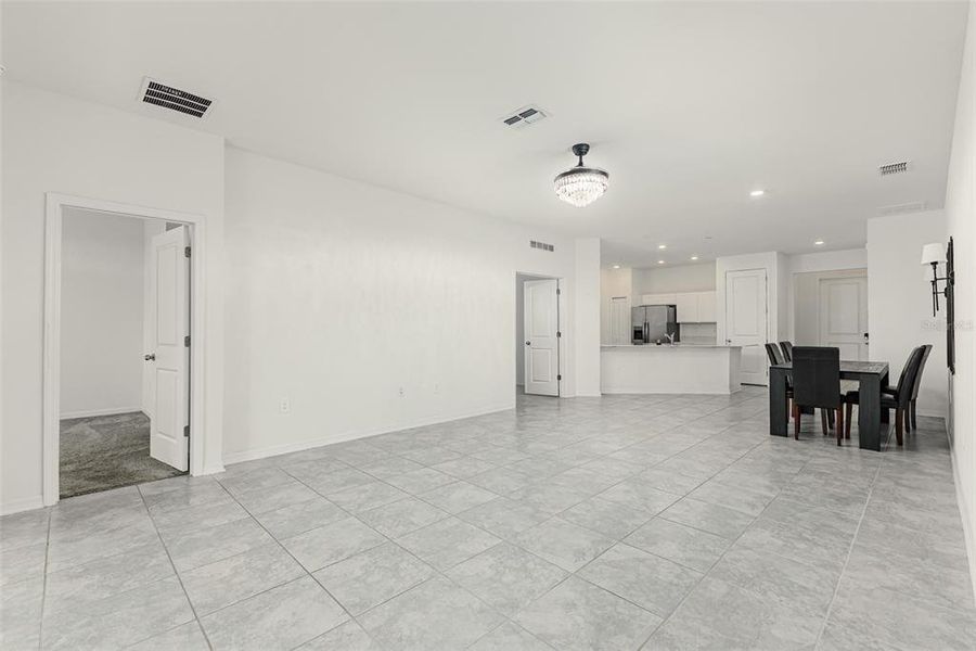 Spacious, unfurnished interior of a new home in , Winter Haven (Image 20). Spacious, unfurnished interior of a new home in , Winter Haven (Image 20).