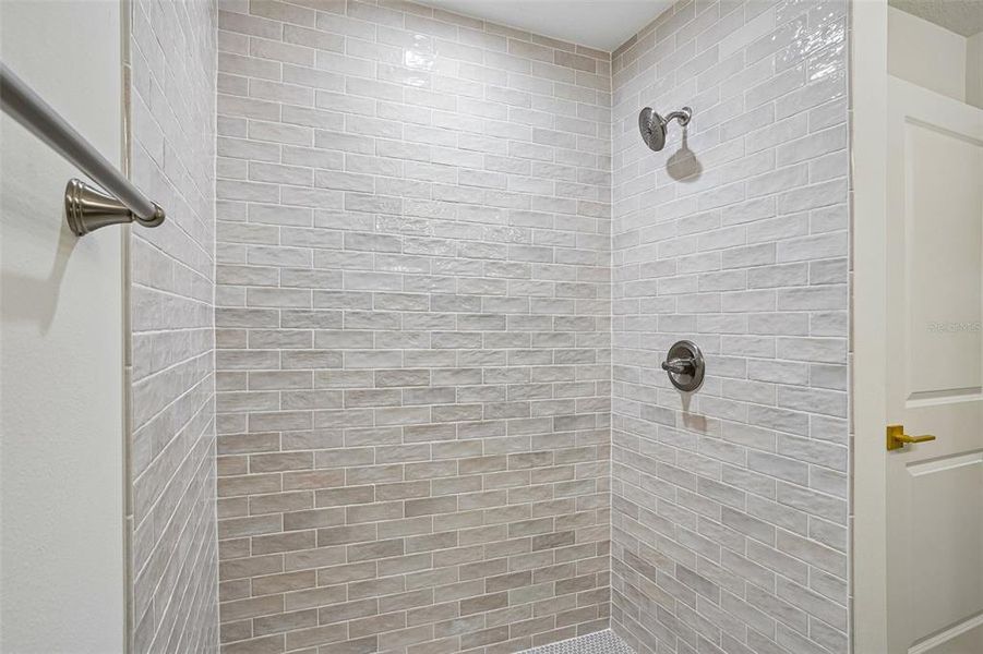 Close-up of interior finishes inside a home in , Citrus Springs (Image 15).