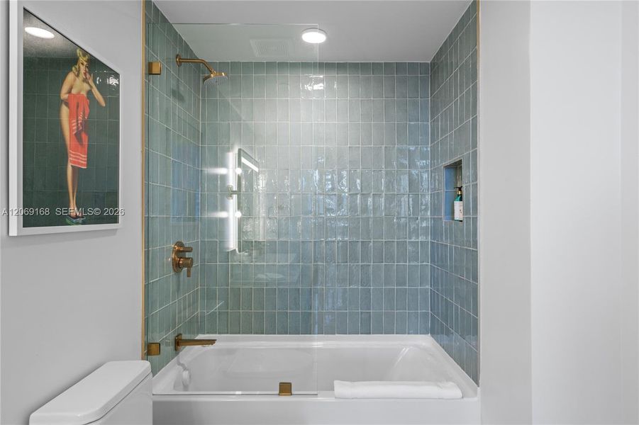 Furnished interior view inside a new home in Natiivo Miami, Miami (Image 14). Furnished interior view inside a new home in Natiivo Miami, Miami (Image 14).
