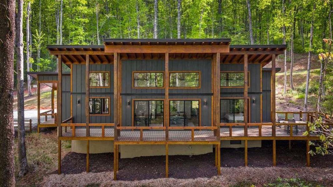 Exterior details and patio area of a home in , Blue Ridge (Image 40).