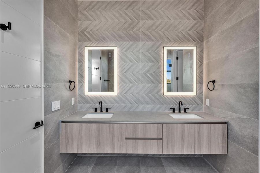 Furnished interior view inside a new home in , Miami (Image 19). Furnished interior view inside a new home in , Miami (Image 19).